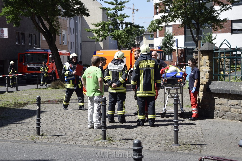 Explo Feuer 2 Koeln Kalk Hoefestr P088.JPG - Miklos Laubert